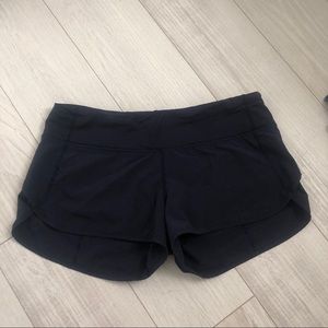 LULULEMON SPEED UP SHORT NAVY